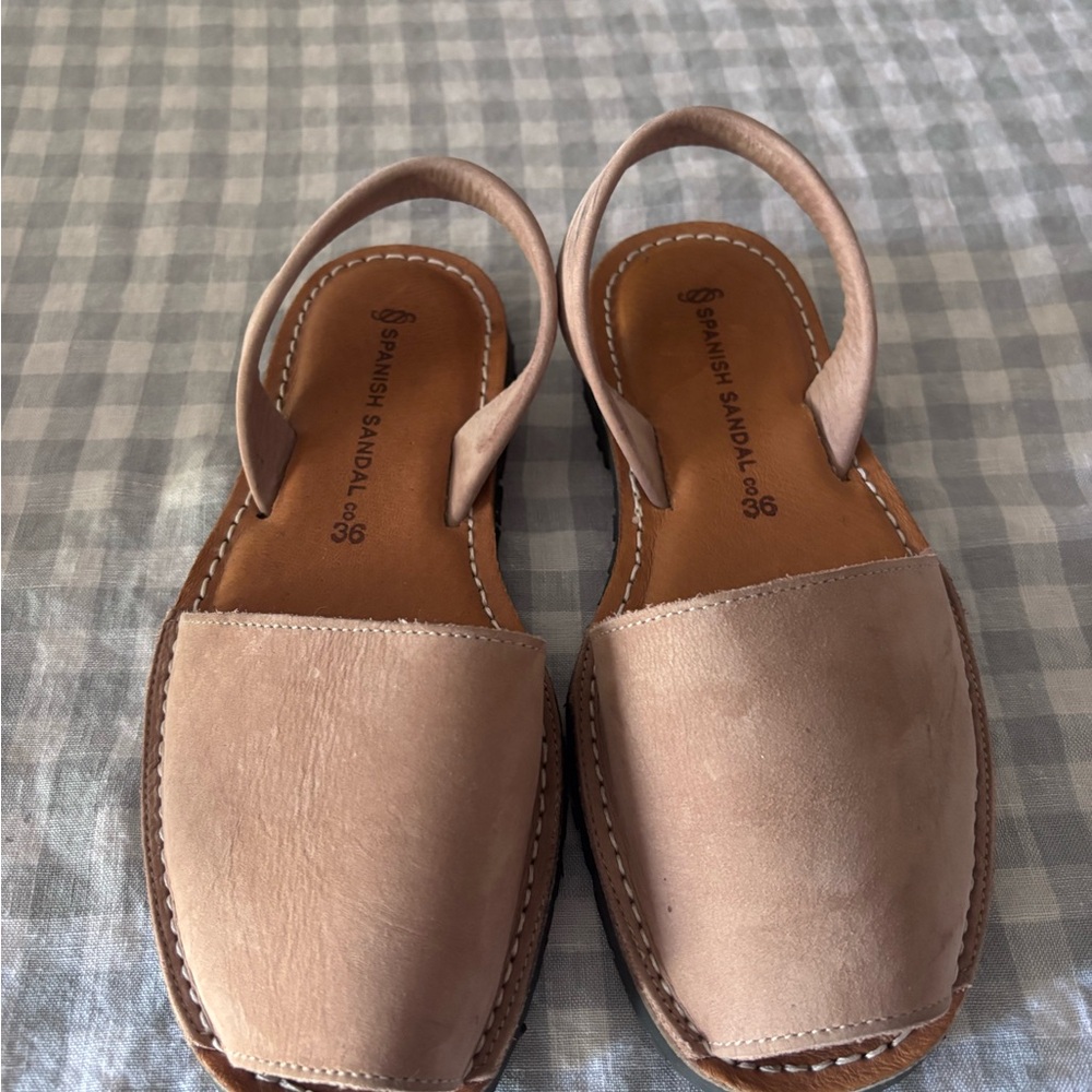 Women's Tan Sandals